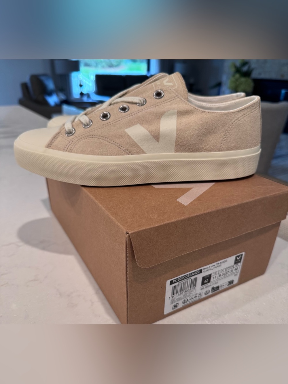 Veja Women’s Shoes Size 42/11